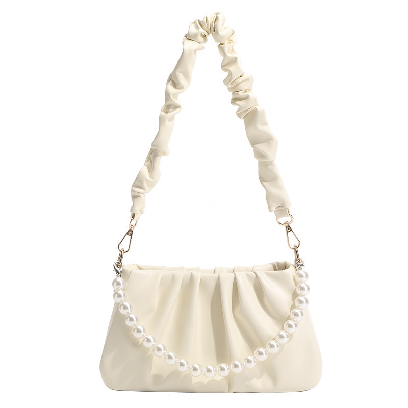 New high-end soft leather handbag with niche design, cloud bag for commuting, portable, single shoulder chain pleated bag, high-end crossbody underarm