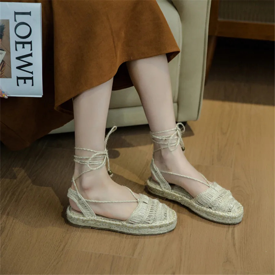 Womens Sandals Summer 2024 Grass Shoes Thick Sole Platform Crawler Gladiator Sandals Closed Toe Apartment 240612