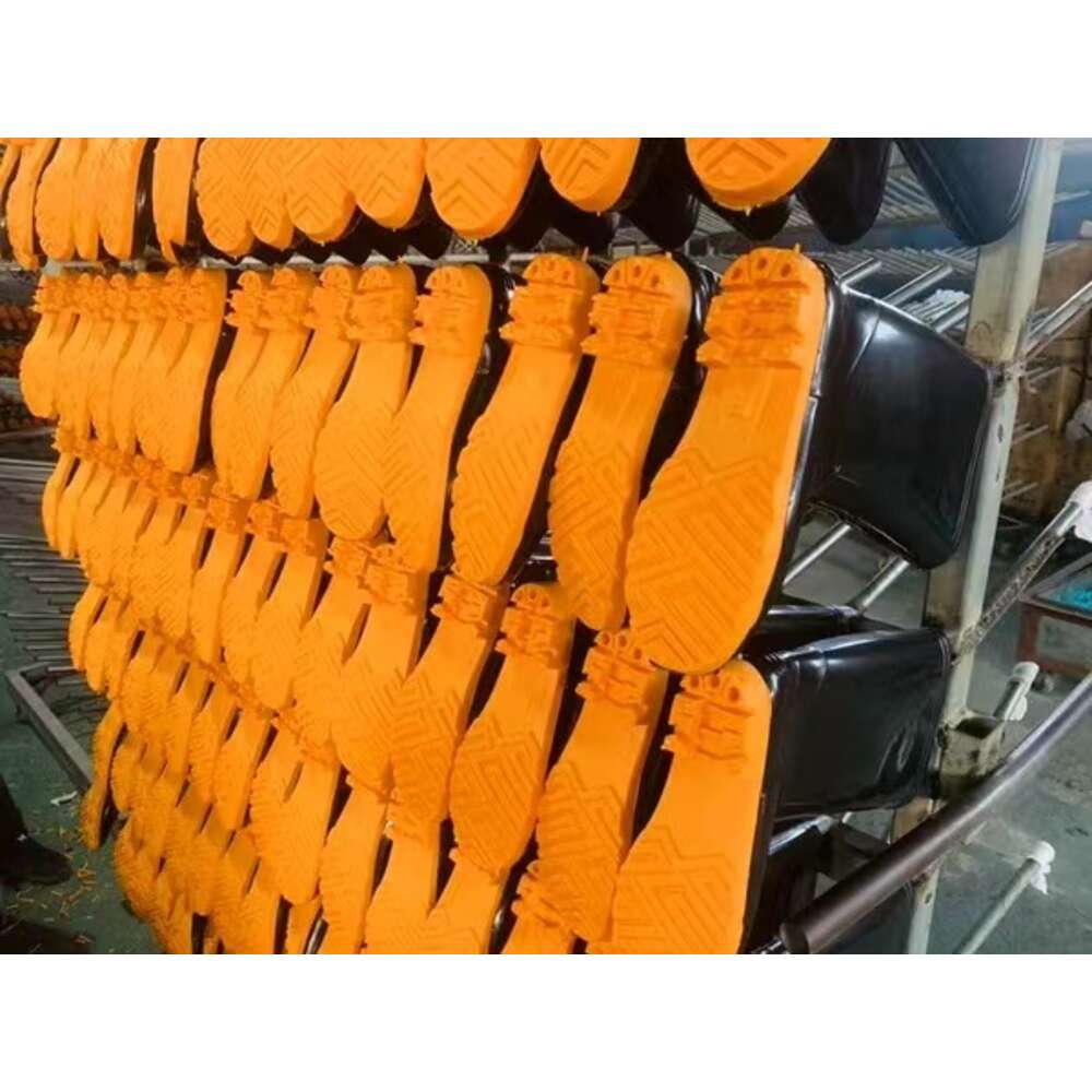 Rain impact puncture medium high boots, steel head plates, oil resistant, acid and alkali resistant