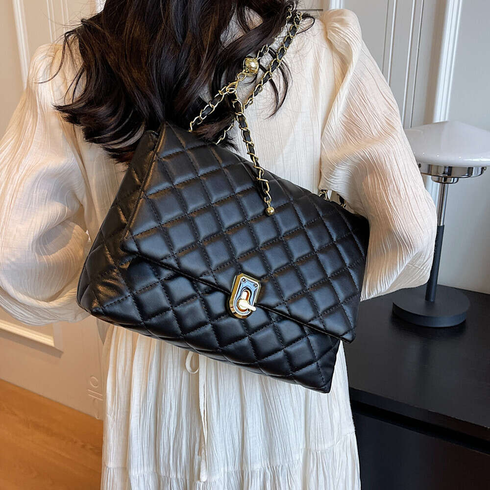 Toptrends Quilted Leather Chain Crossbody Shoulder Bags For Women 2024 Trend Designer Large Capacity Ladies Handbags And Purses H6.14#35 ddmySept