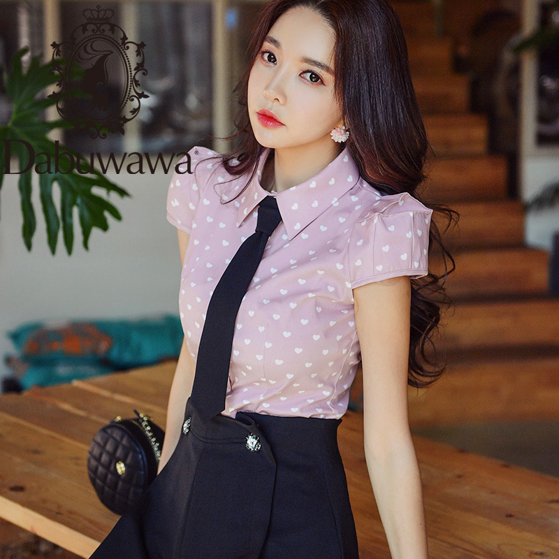 Dabuwawa Pink Heart Printed Button Front Blouse Shirt Women Tops Short Sleeve Basic Tie Blouses For Office Ladies DT1BST024 210520
