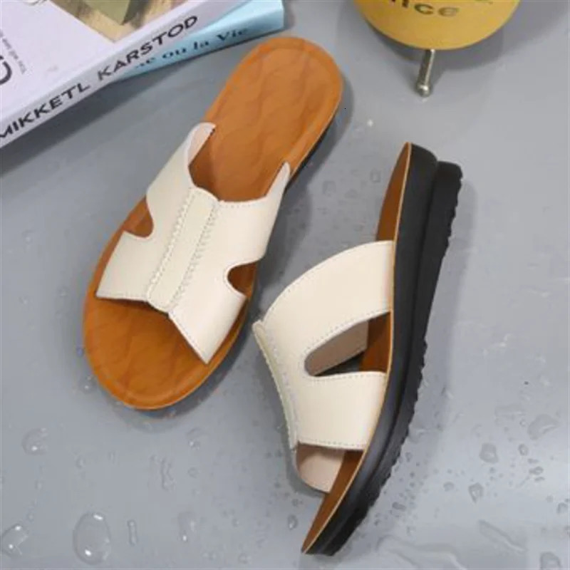 sandals flat bottomed slippers womens shoes summer slippers womens shoes comfortable womens shoes casual thick anti slip soles sandals 240612
