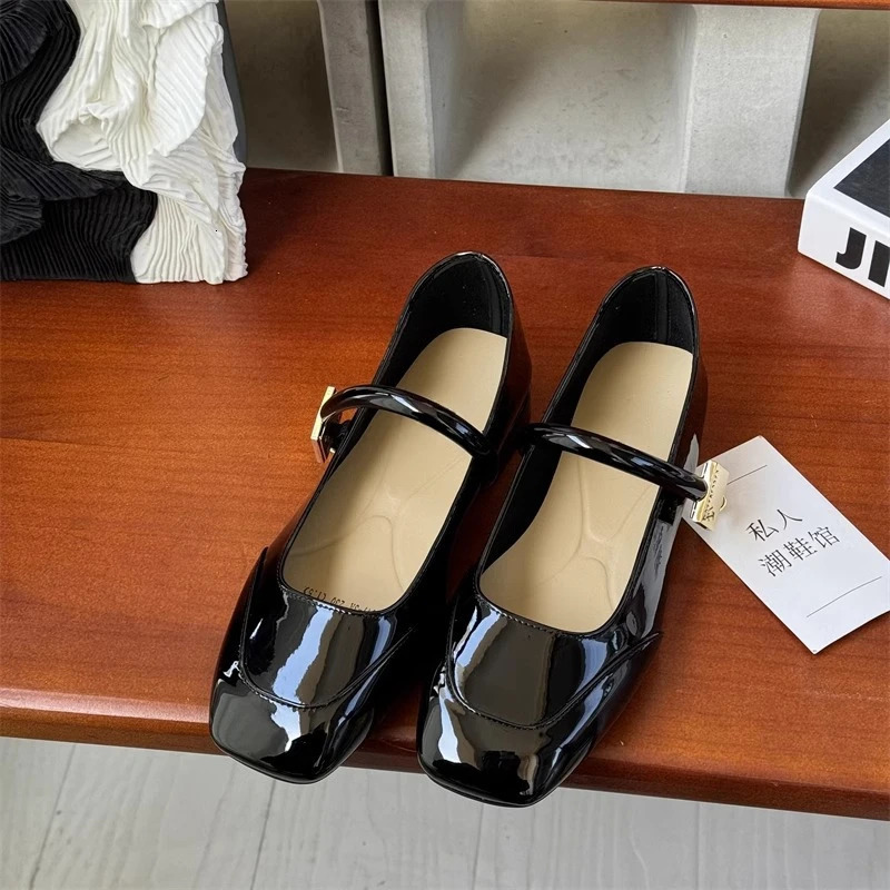 Shoes for Women Flats Sole Leather Mary Jane Elegant Shallow Red Black Ballet Chaussures Femme Summer Spring Autumn 240613
