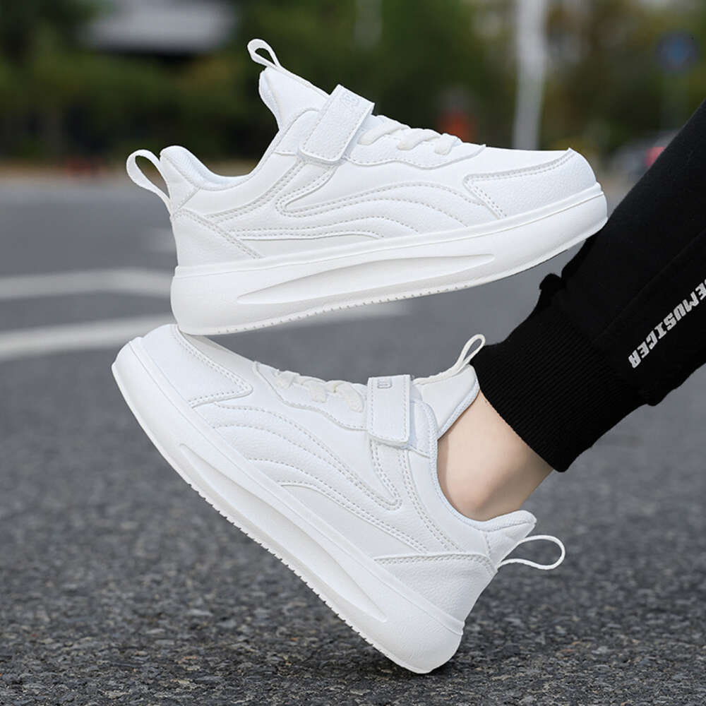 Wholesale Cheap High Quality Winter Warm Sneakers Anti-slip Kids Little White Shoes for Boys and Girls