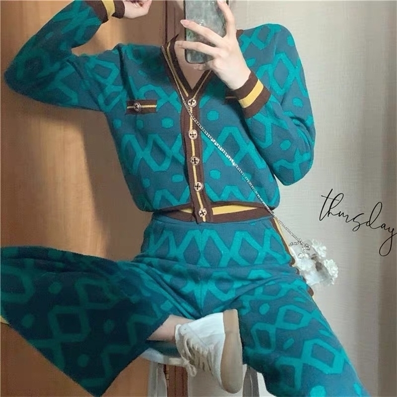 Womens Two Piece Pants Autumn Winter Knitted Suits Female Patchwork Sweater Cardgian Crop Tops Wide Leg Pants Women Two Piece Set Casual Knitwear 2209