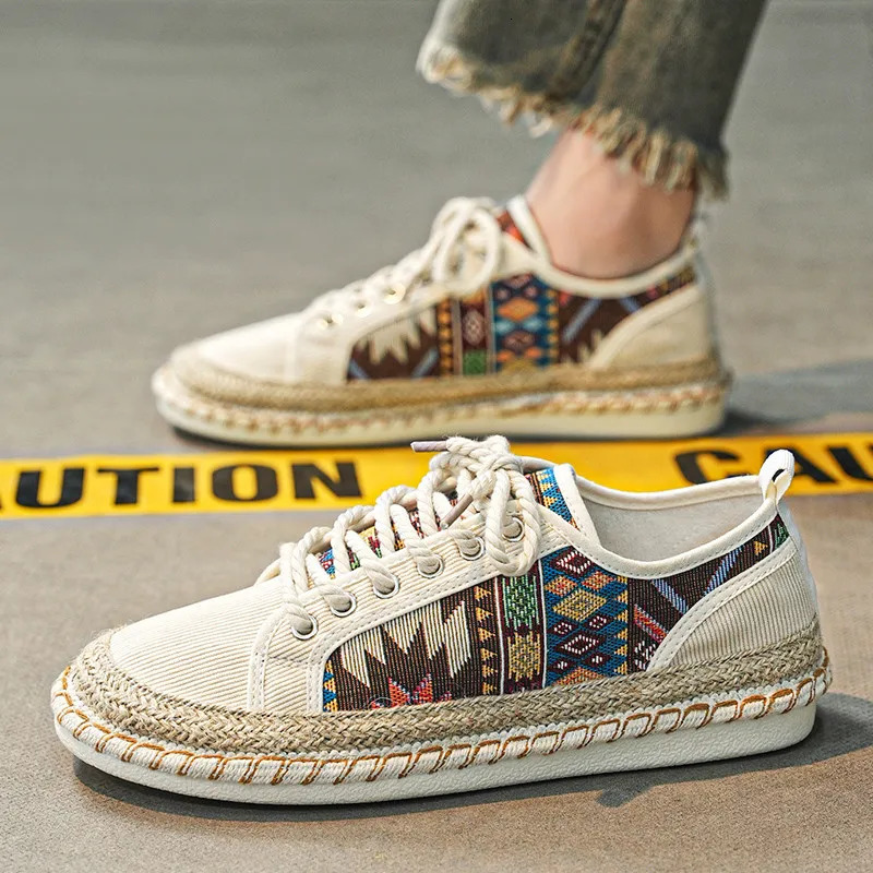 New Fashion Printed Mens Summer Shoes Comfortable Flat Canvas Shoes Men Lace-up Fisherman Shoes Casual Men Espadrilles Hommes 240613