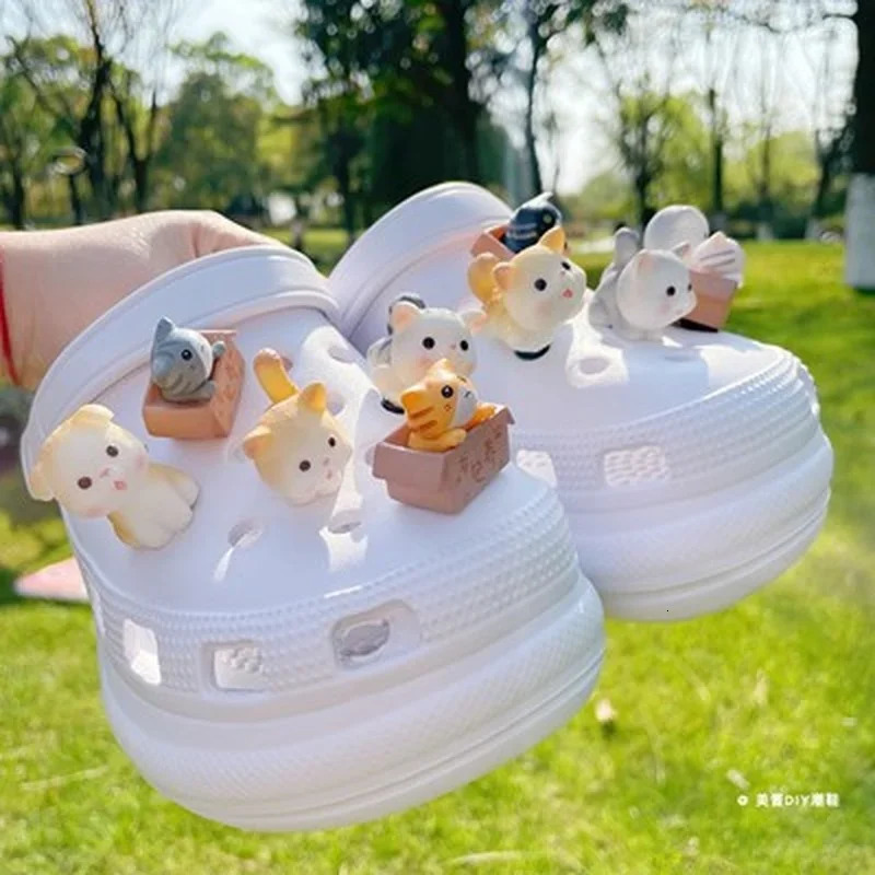Fun Cat DIY Shoes Charming Cute Cartoon Sandals Accessories Fashion Trend Garden Shoes Decoration Cute Set 240612