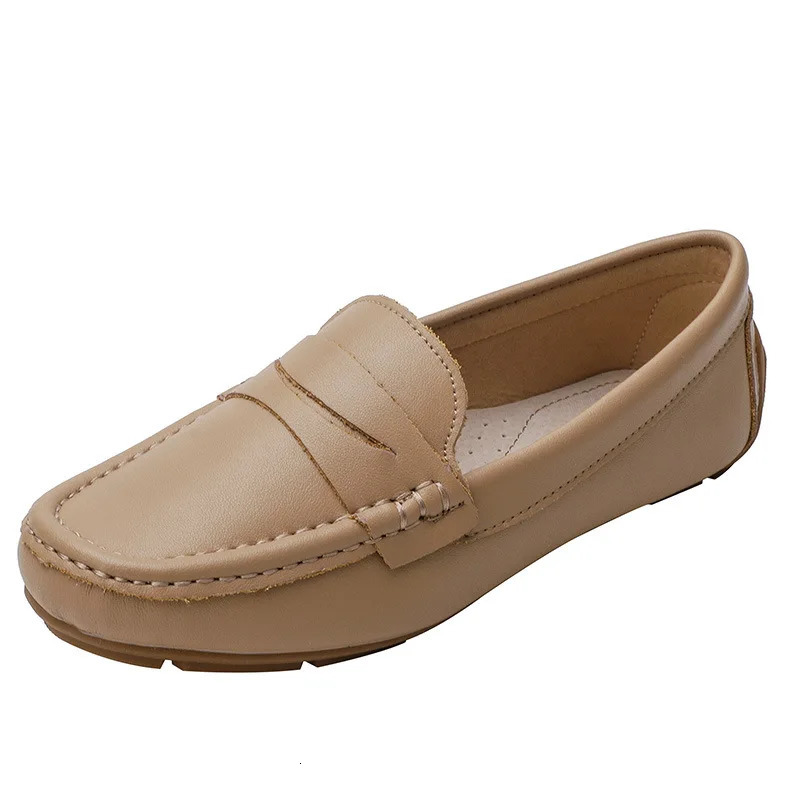 Womens genuine leather flat shoes round toe metal chains cowhide mocasines soft and smooth soles womens comfortable work shoes 240612