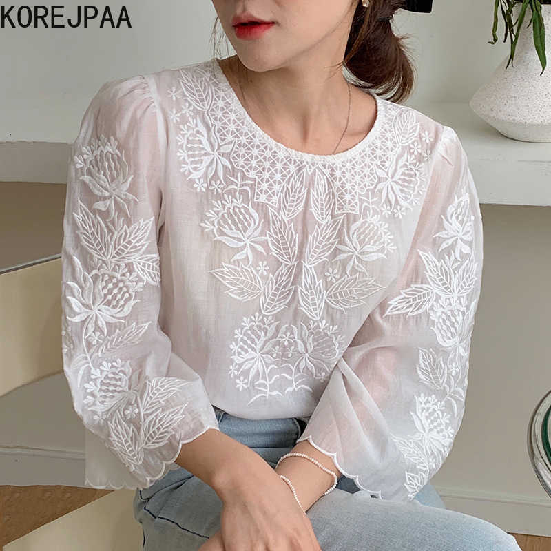 Korejpaa Women Shirt Summer Korean Chic French Retro Round Neck Embroidery Loose Thin Micro-Transparent Sunscreen Blouses 210526