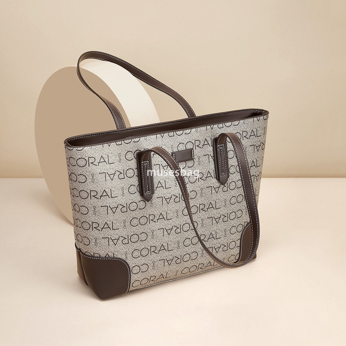 High end Design Commuting Large Capacity Handbag New Fashion Trendy Shoulder Bag Women's Tote Bag Versatile Bag Designer Bag