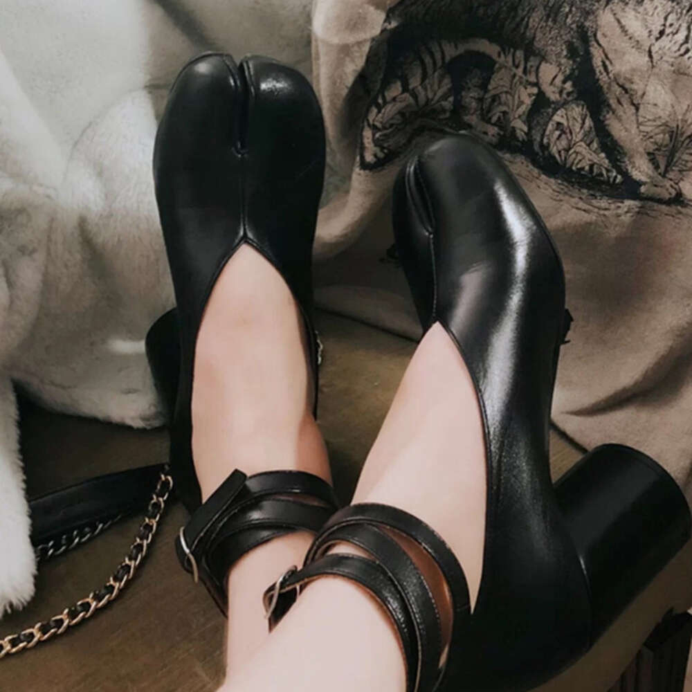 Split Toe Ninja Tabi Pumps Ankle Strap Buckle Round Heel High Heels Party Shoes Women Zapatos De Mujer Chaussure Femme