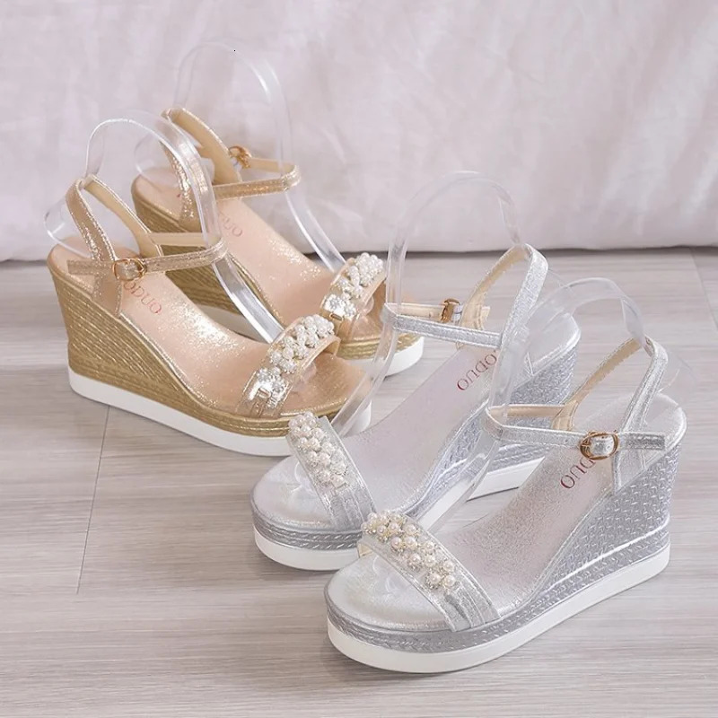 Womens Sandals 2024 Summer Pearl Transparent Rhinestone High Heel Buckle Womens Wedge Sandals Womens Beach Shoes 240612