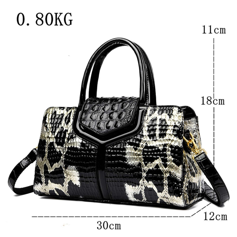 New 2023 Crocodile Cowhide Women's High Quality Leather Large Capacity Female One Shoulder Handbag Boston Pillow Bag H6.14#54 ddmythur