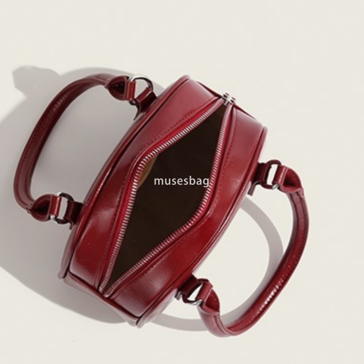 High quality retro handbag autumn and winter women's new trend Korean handbag bowling bag versatile crossbody bag small square bag