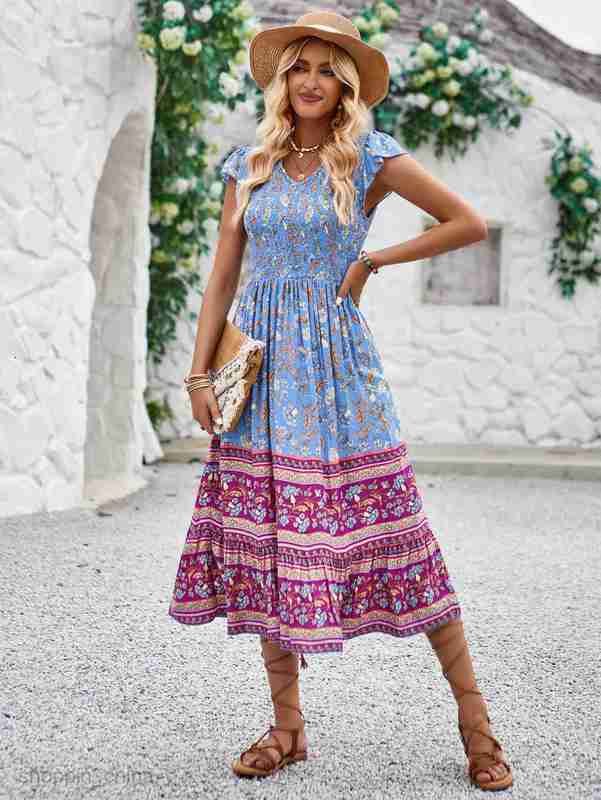 Basic Casual Women Dresses Summer Casual Dress New Print V-neck Flying Sleeves Bohemian Style Dress
