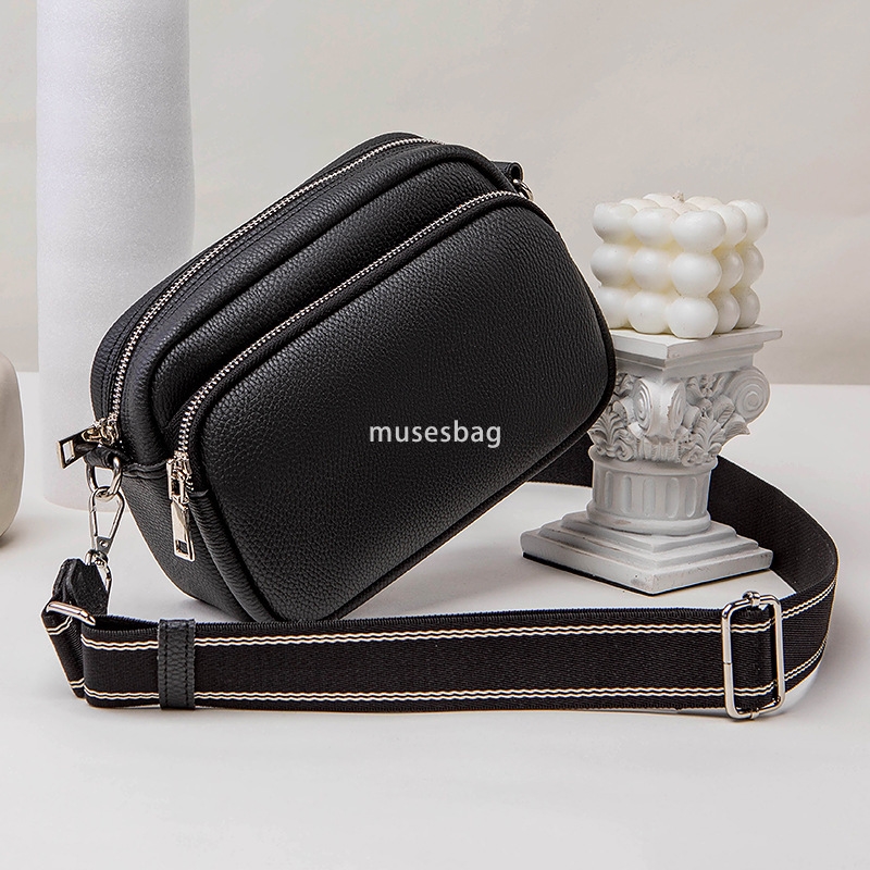 Designer Women's High Quality Trendy Women's Bag Large Capacity Classic Fashion One Shoulder Crossbody Bag Temperament Retro Practical Small
