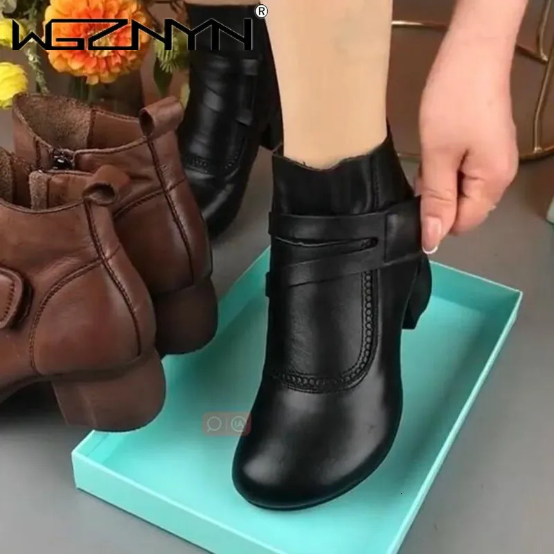 Fashion Strappy Boots Womens Winter Shoes Womens Autumn Leather Ankle Boots Hook and Loop Boots Womens Green Vintage Shoes 240614