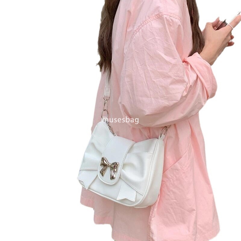 French niche underarm bag for women new trendy and fashionable Korean version small square bag versatile crossbody bag pleated bag