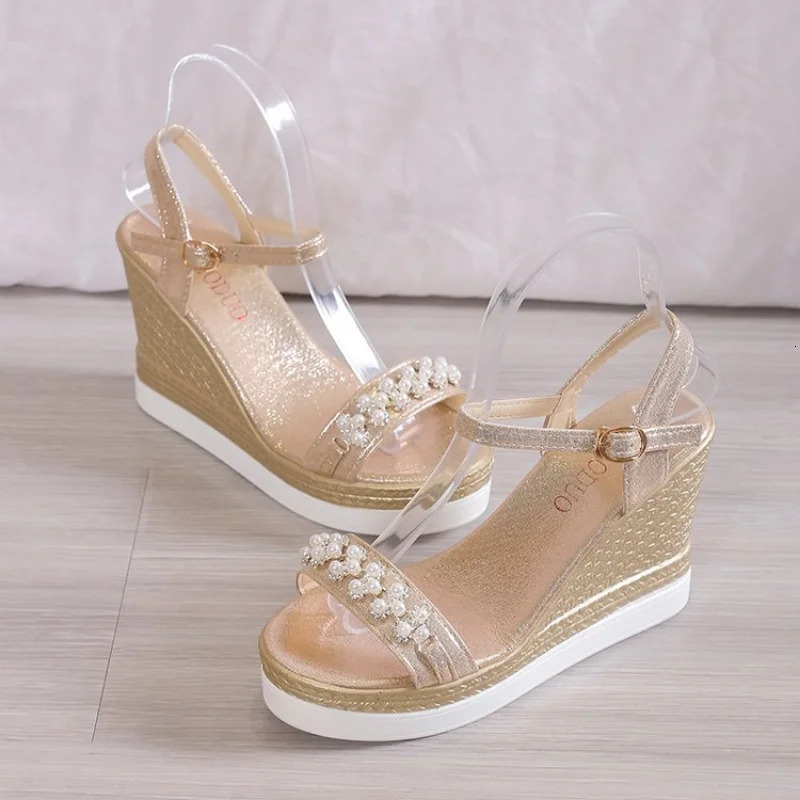 Womens Sandals 2024 Summer Pearl Transparent Rhinestone High Heel Buckle Womens Wedge Sandals Womens Beach Shoes 240612