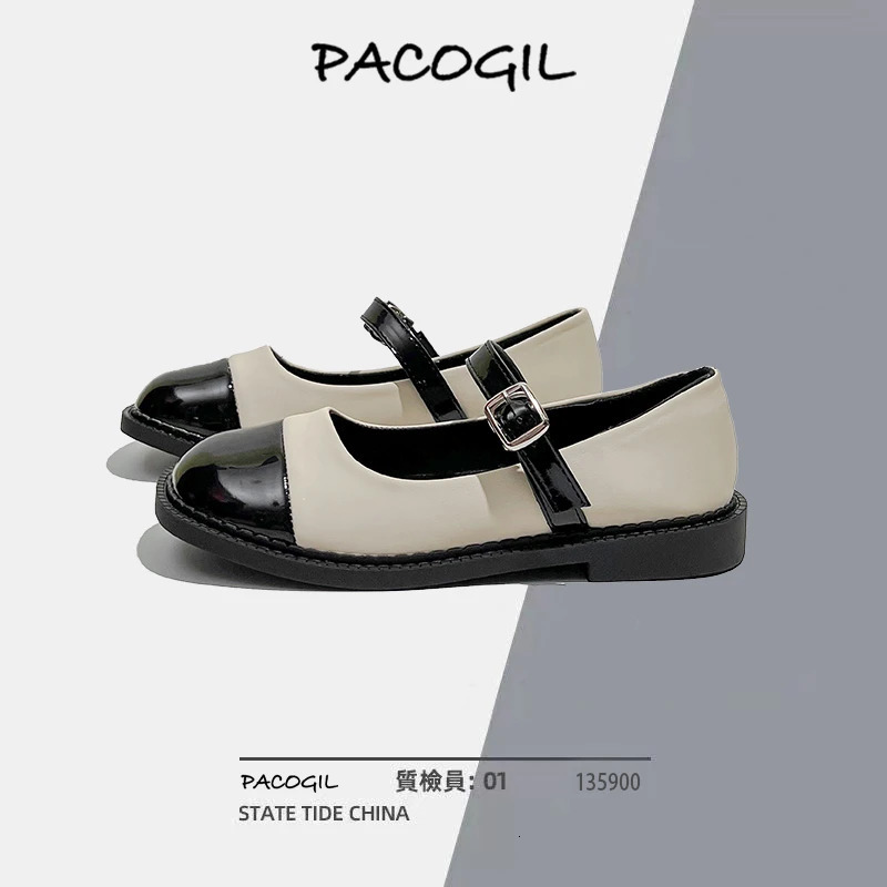 Womens shoes in 2024 spring summer clothes black and white small perfume light wind small mouth small flat 240614