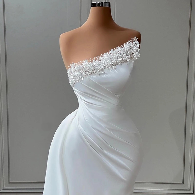Simple Mermaid Wedding Dresses For Women Strapless Sleeveless Bridal Gown Pearls Pleat Sweep Train Dress Custom Made vestidos de novia