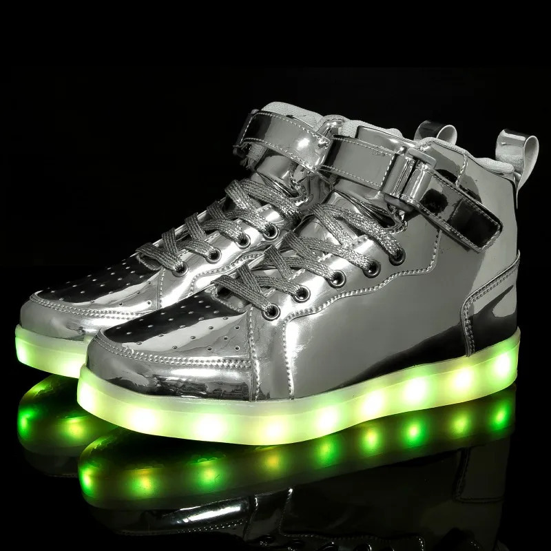 Mens and Womens High Top Board Shoes Childrens Luminous Shoes LED Light Shoes Mirror Leather Panel Shoes Large 25-47 240615