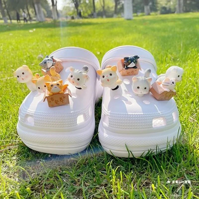 Fun Cat DIY Shoes Charming Cute Cartoon Sandals Accessories Fashion Trend Garden Shoes Decoration Cute Set 240612