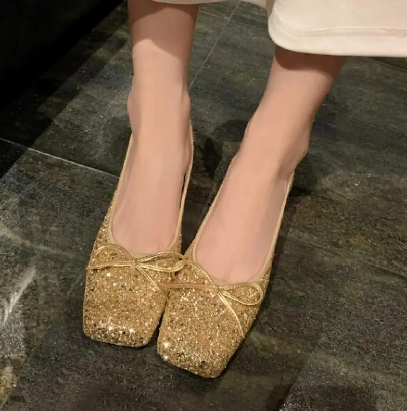 2024 Fashion Sequins Small perfume Light Mouth Round Head Single Shoes Version Single Pedal Bow Low Heel Ballet Single Shoes 240612