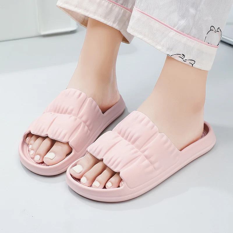 Solid womens slippers flat bottom ultra light family bathroom non slip quick drying sandals mens casual shoes 240614