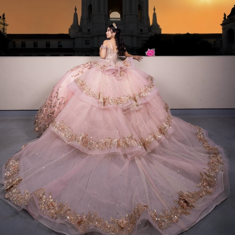 Pink Quinceanera Dress Ball Gown Off The Shoulder Sequins Beaded Crystals Applique Lace Tull Mexico Sweet 16 Vestidos De 15 Anos