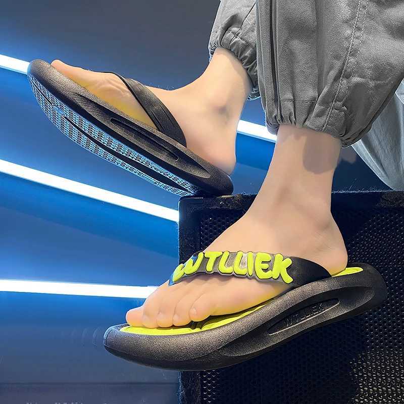 Designer Sandals Brand Men's Flip Up Outdoor Indoroom Comfortable Sliding Shoes 2025 New Men's Beach Sandals Anti Slip Home Men's Cloth