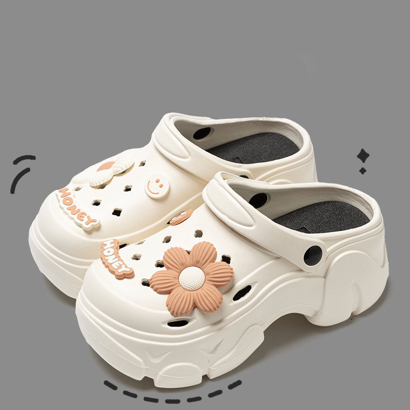 Luxury designer shoes in black and white 2024 Summer New External Wearing Heightened Cake Heel Garden EVA Baotou Cool Slippers Thick Sole Hole Shoes F