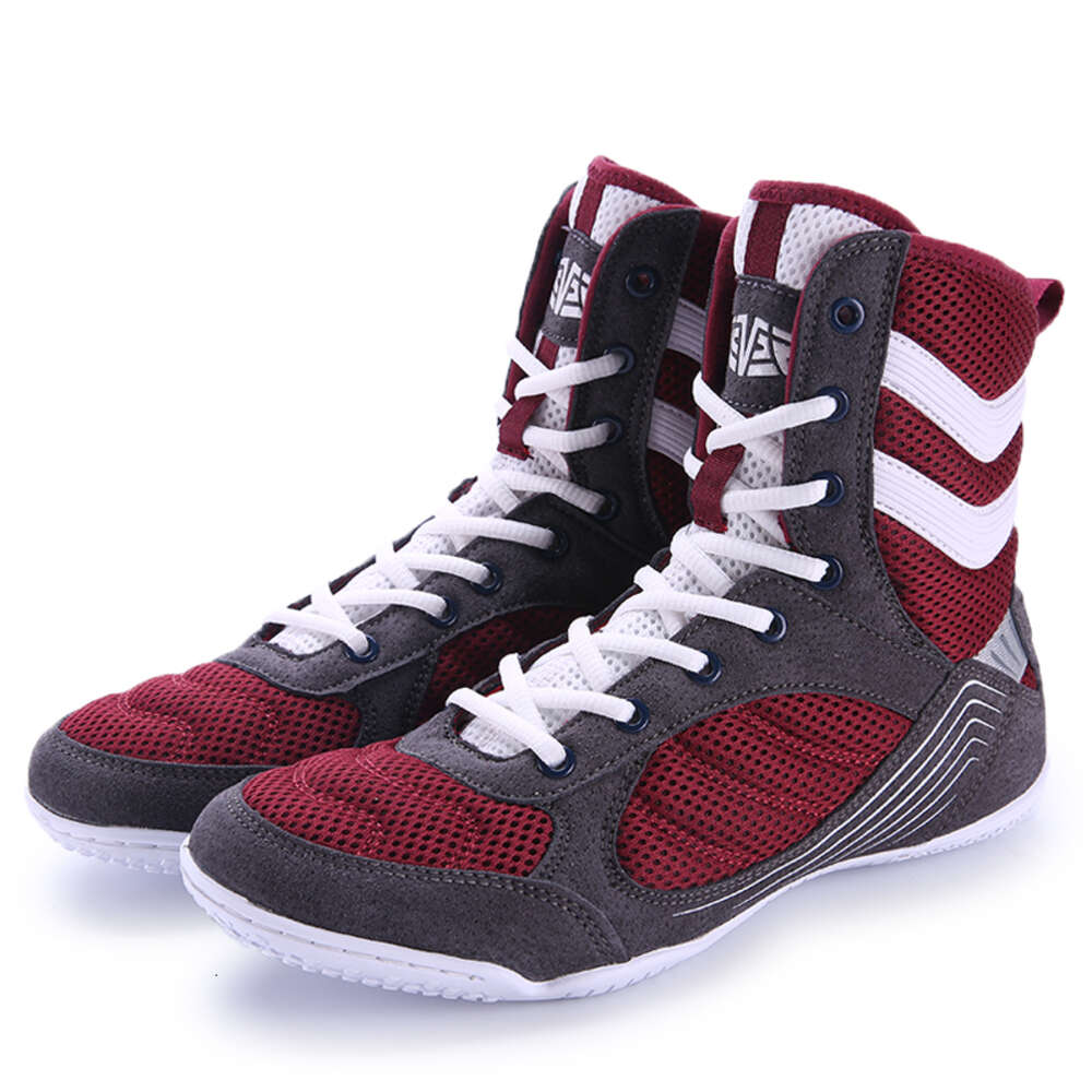 New High Quality Leather Men's Professional Boxing and Wrestling Shoes
