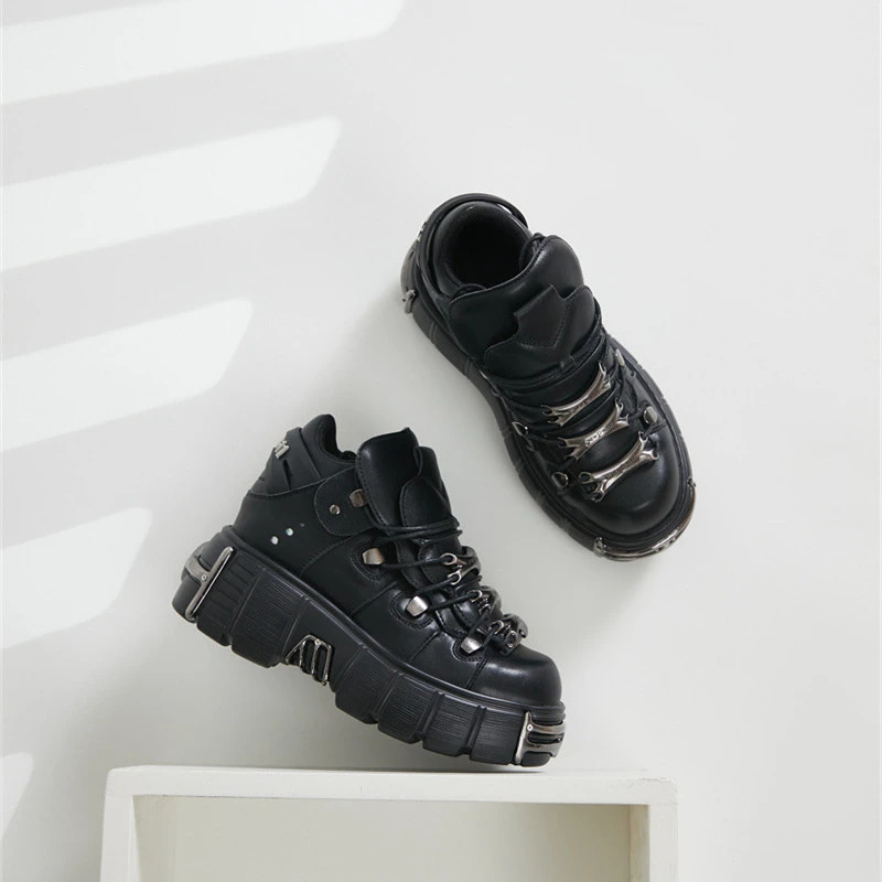 2024 Black Metal Decoration Punk Women Lace-Up Thick Bottom Round Toe Ladies Shoes Street Motorcycle Style Tenis De Mujer 240614