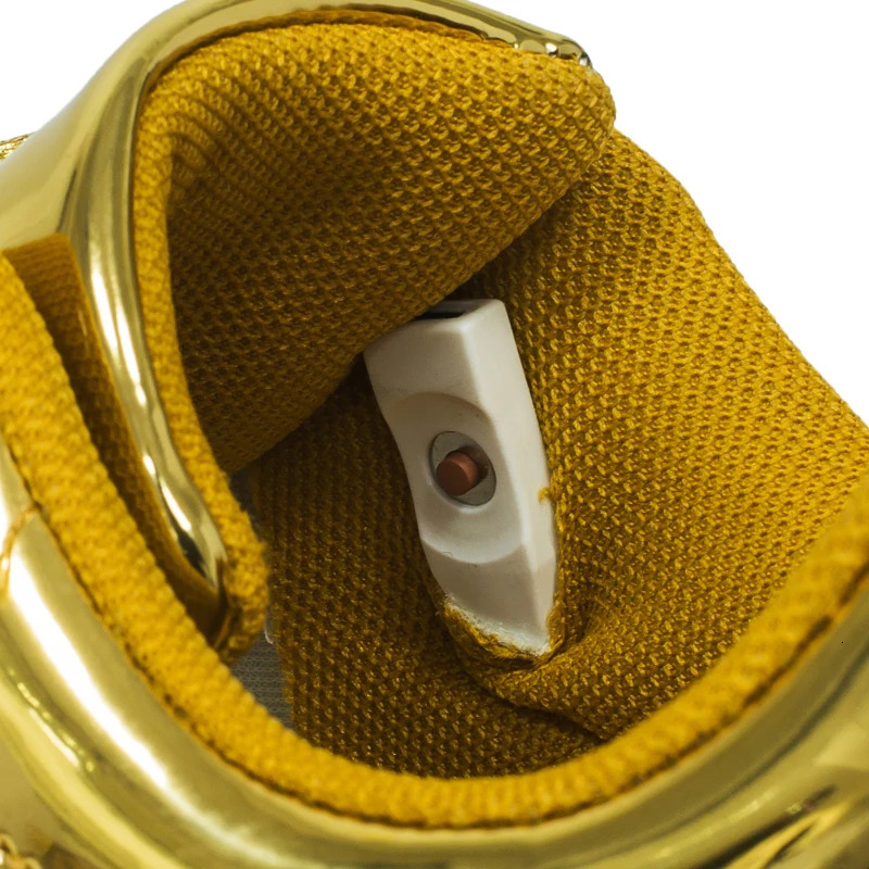 Adult Unisex Boys and Girls Luminous Sports Shoes USB Charging Boys LED Colorful Luminous Shoes Girls Shoes 240614