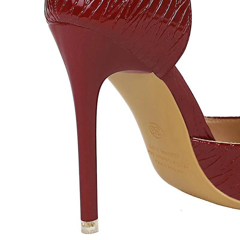 Womens 11cm high heels slim high heels pump toes wine red nude high heels womens side hollow patent leather wedding dress shoes 240612