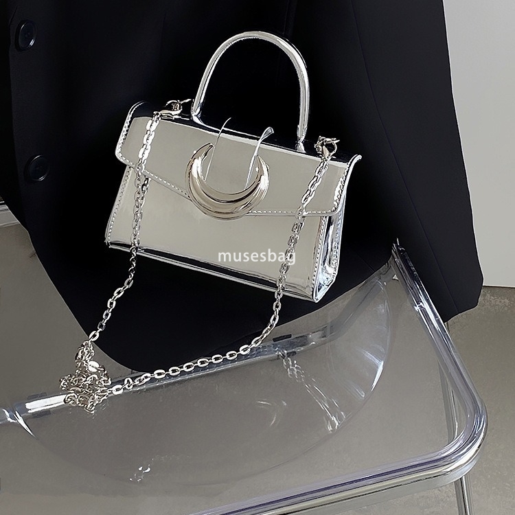 Advanced Moon Lock Buckle Bag for Women's New Silver Square Lacquer Leather Bag Handbag Chain Single Shoulder Crossbody Bag