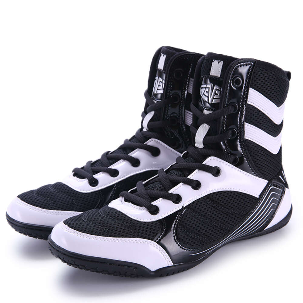 New High Quality Leather Men's Professional Boxing and Wrestling Shoes