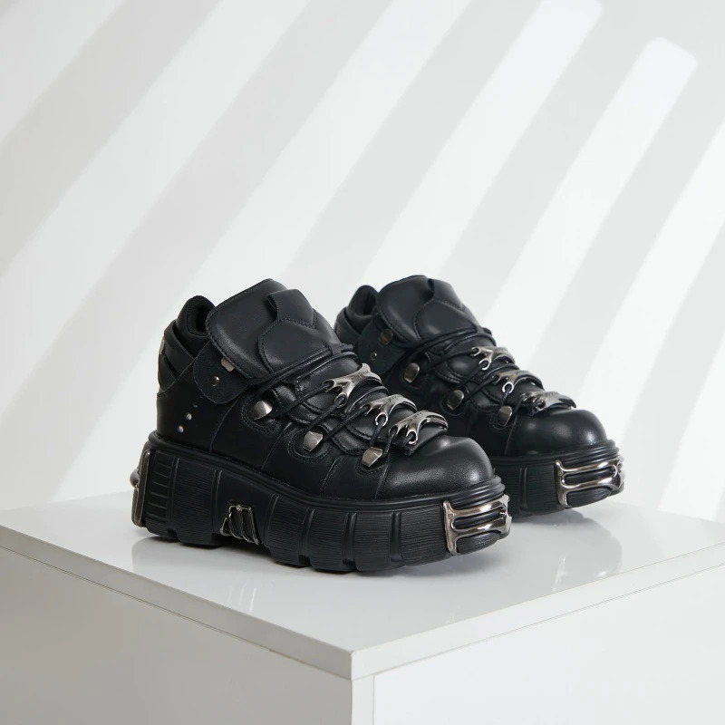 2024 Black Metal Decoration Punk Women Lace-Up Thick Bottom Round Toe Ladies Shoes Street Motorcycle Style Tenis De Mujer 240614