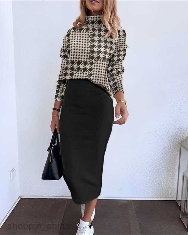 Basic Casual Women Dresses Large size women's autumn and winter new long sleeved two-piece printed set