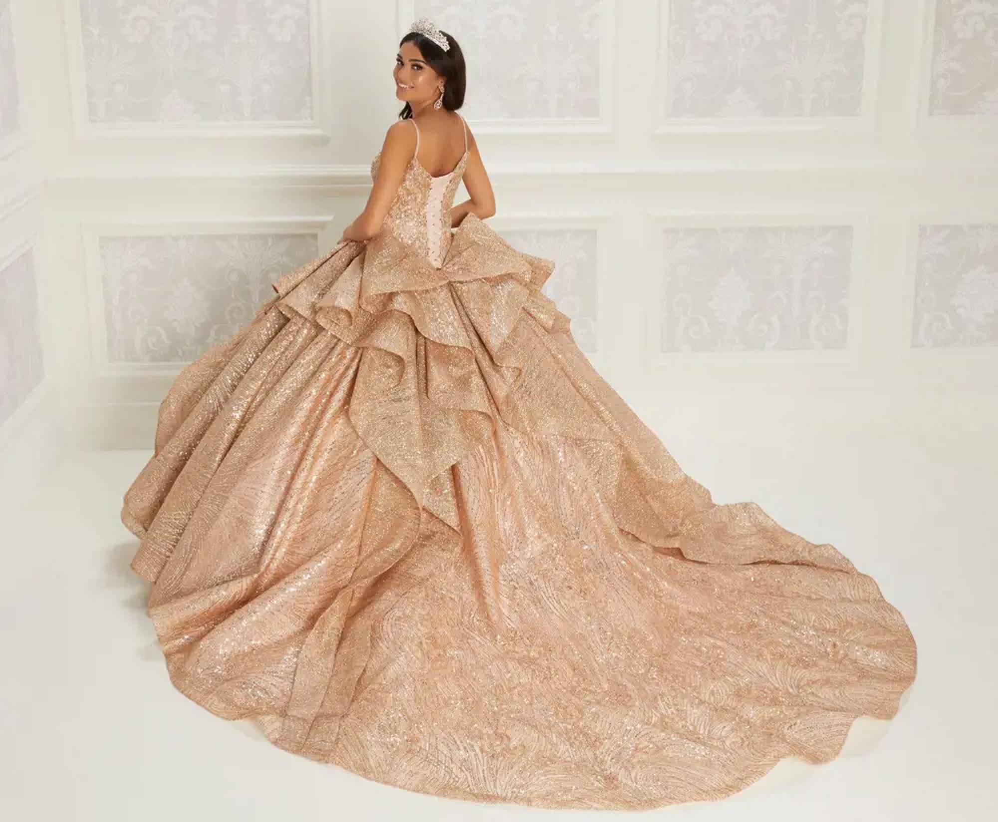 Burgundy Mexican Quinceanera Dresses Ball Gown Spaghetti Straps Sparkly Lace Beaded Puffy Charro Sweet 16 Dresses 15 Anos