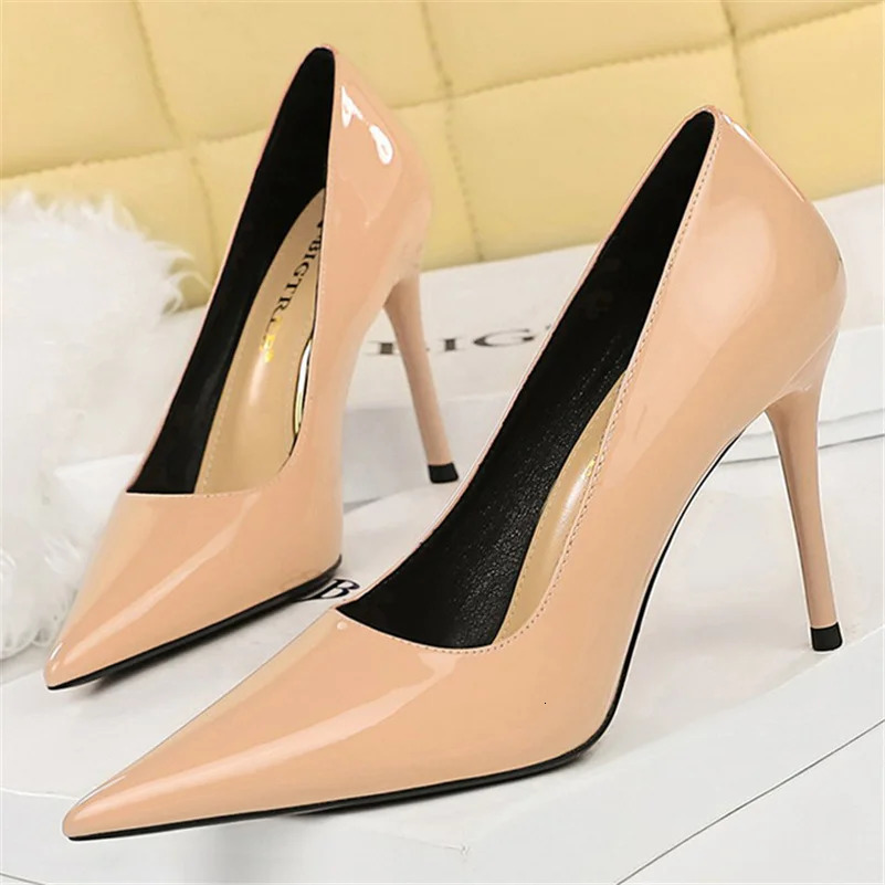 Female fetishism 10cm high heels nude pumps wedding bride slim high heels wedding sexy wine red high heels womens scarves office party shoes 240612