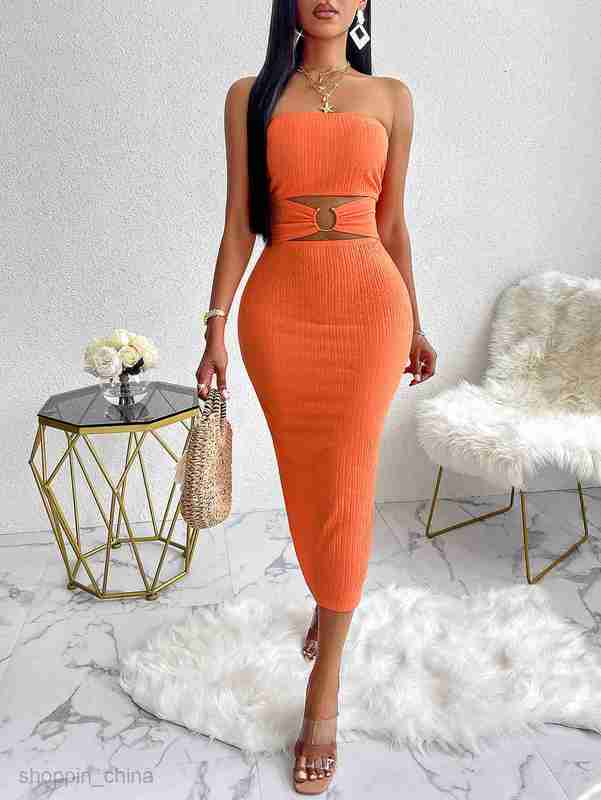 Basic Casual Women Dresses Self directed shooting new fashion women's clothing, taken shelves solid color hollowed out waist strapless dress