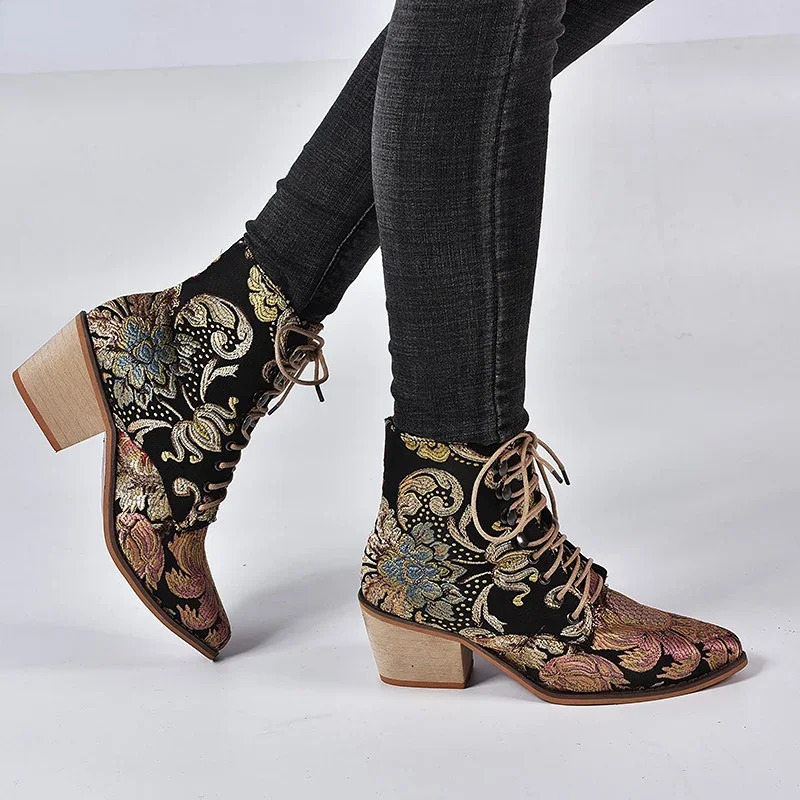 Thick Heel Lace Womens Shoes Embroidered 35-43 Plus Size Fashion Retro Warm Short Boots Botas Femininas 240614