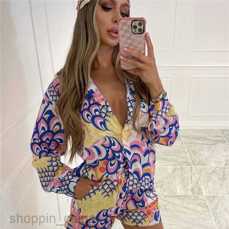 Women's Two Piece Sets Pants Women's fashion casual suit beach sunscreen suit long sleeve shirt shorts three piece headscarf set