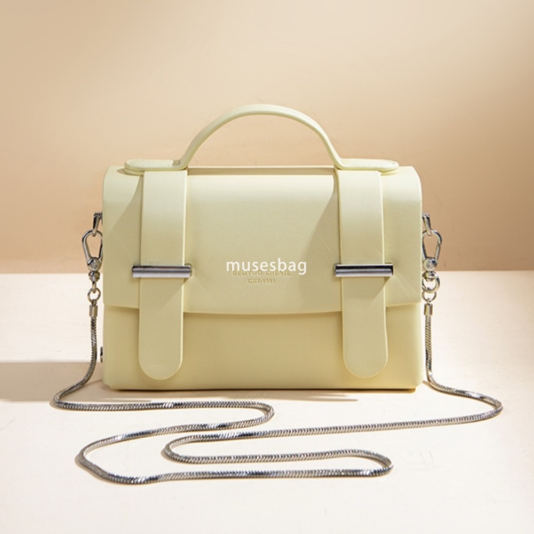 Urban minimalist commuting small bag women's handbag single shoulder crossbody bag women's high-end feeling niche summer temperament bag
