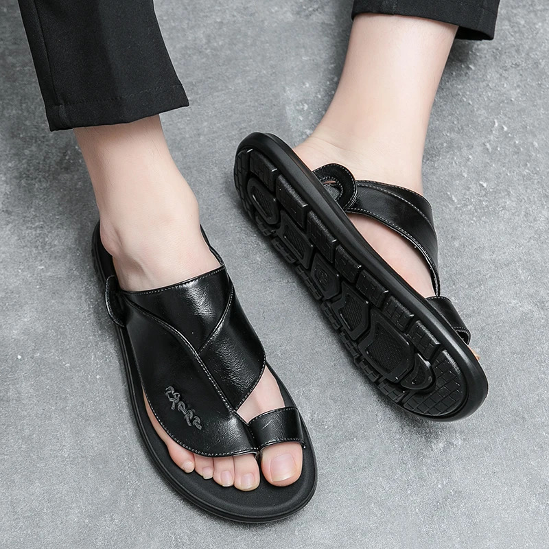 Mens Summer Sandals and Slippers Mens Leather Sandals Adult Breathable Beach Shoes Non slip Open Leather Sandals 240615