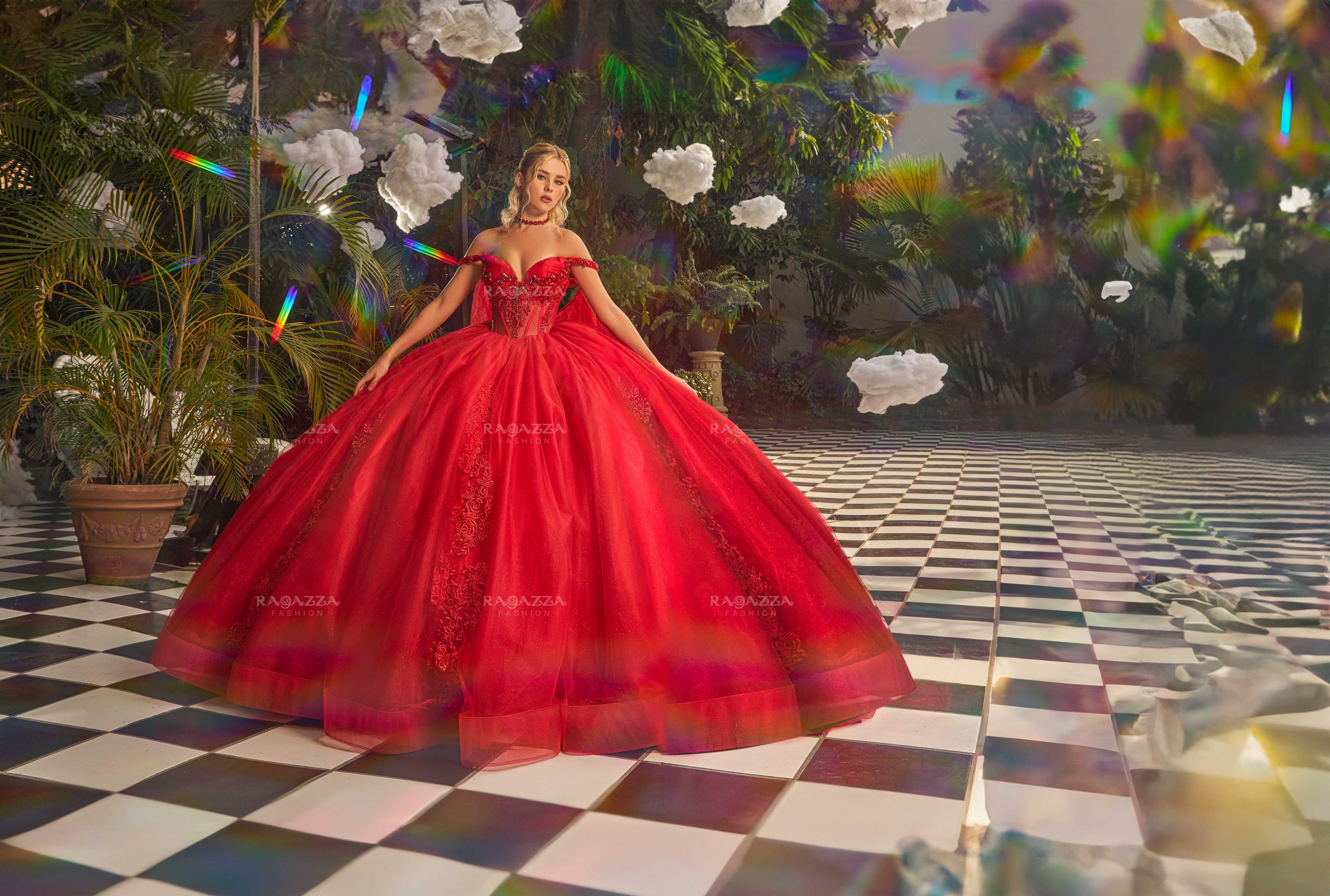 Beaded Red Ball Gown Quinceanera Dresses With Cape Appliqued Prom Gowns Off The Shoulder Necke Sequined Tulle Sweet Masquerade Dress