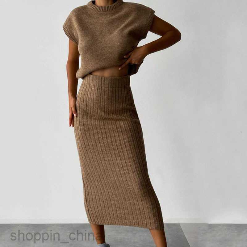 Two Piece Dress Sets New Women's Sleeveless Top Slim Long Skirt Bottom Women's Autumn/Winter Fashion Solid Color Set