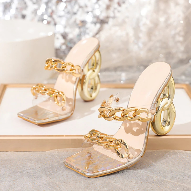Liyke Style Chic Strange Fretwork Heels Modern Slippers PVC Transparent Shoes Women Slides Fashion Metal Chain Summer Sandal 240615